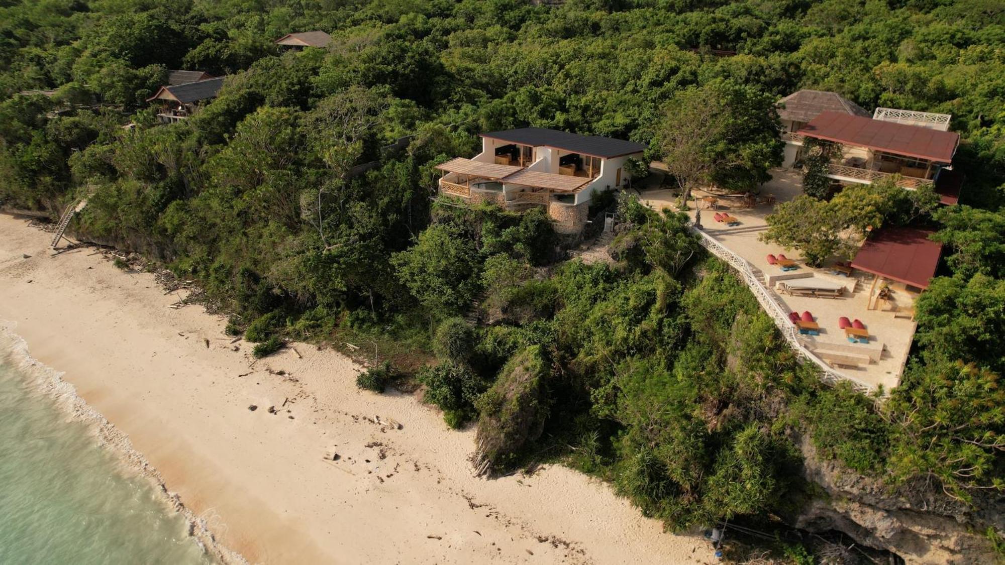 Akasha Beach Club Bulukumba Buitenkant foto